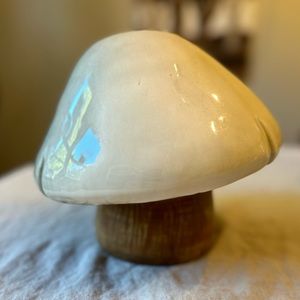 Vintage Ceramic Mushroom 🍄